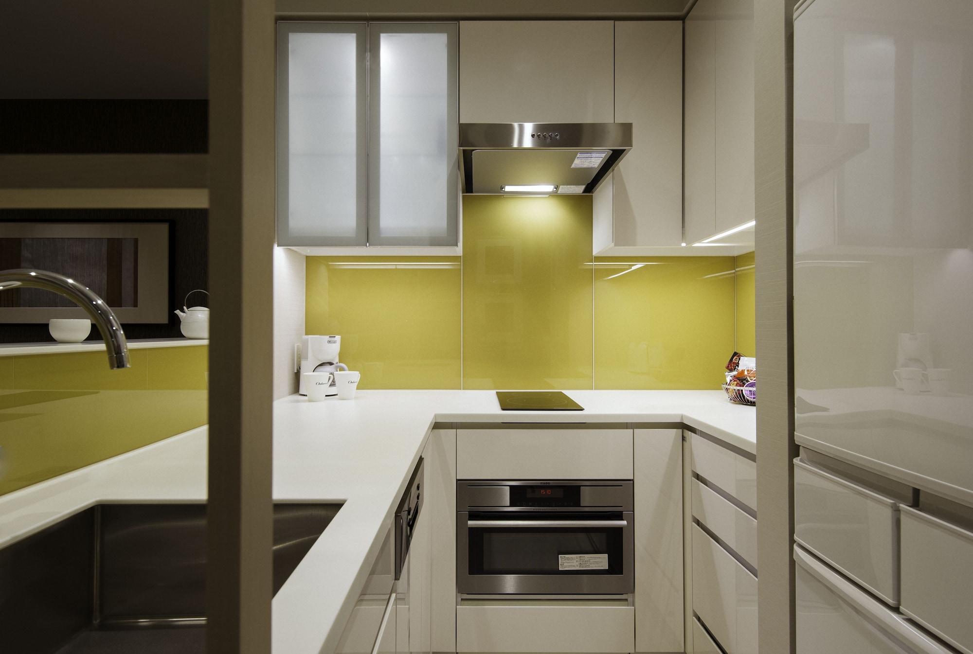 Oakwood Premier Tokyo Hotel Екстериор снимка A modern kitchen